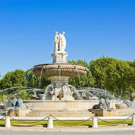 Ibis Budget Pertuis Portes Du Luberon Exterior foto