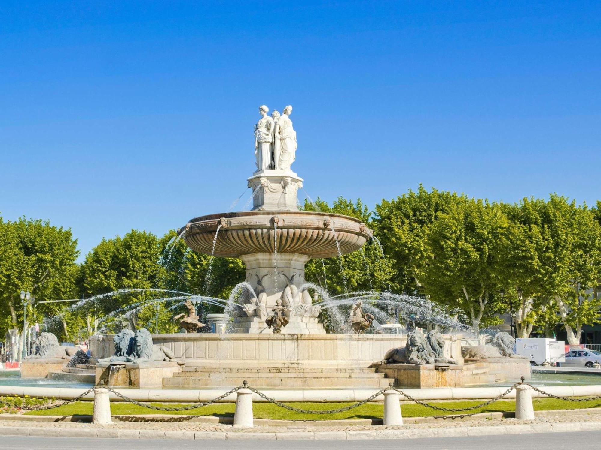 Ibis Budget Pertuis Portes Du Luberon Exterior foto